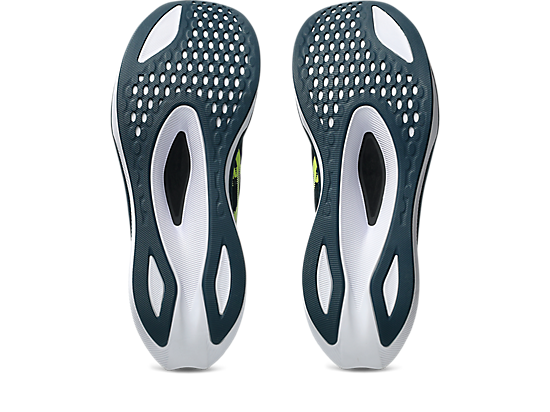 1011B875_001_SB_BT_GLB