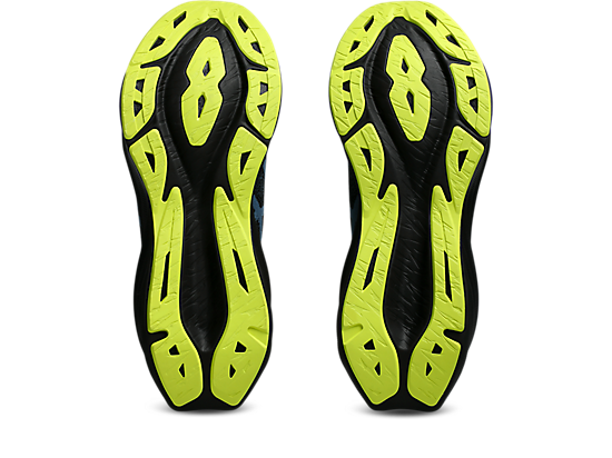 1011B983_002_SB_BT_GLB