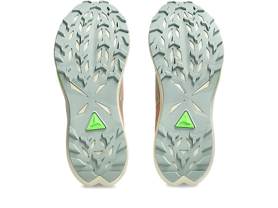 1012B865_700_SB_BT_GLB