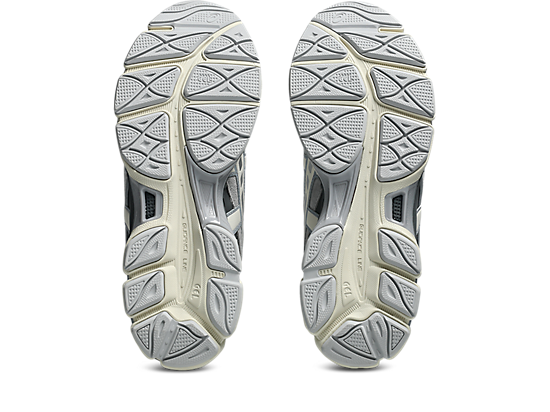 1203A755_020_SB_BT_GLB