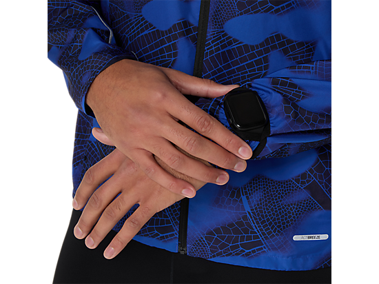 2011D358_001_GM_Z3_GLB